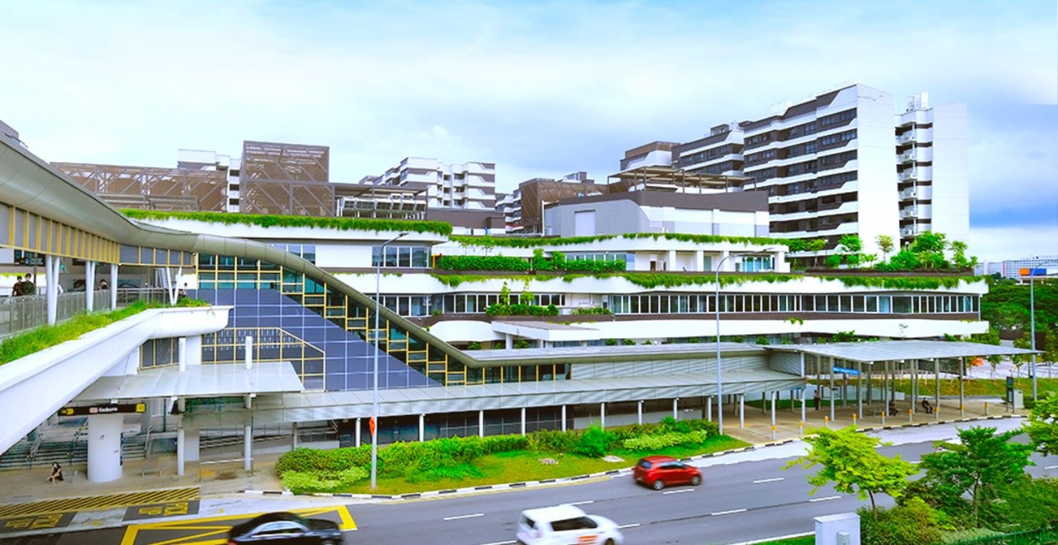 Canberra Plaza – Dining, Groceries, Lifestyle